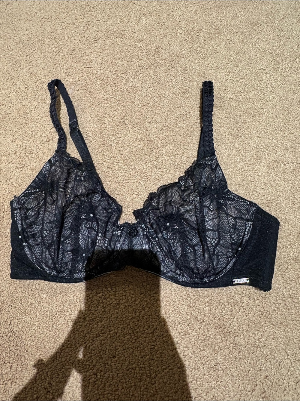 La Vie En Rose Black Lace Underwire unlined Bra size 34D